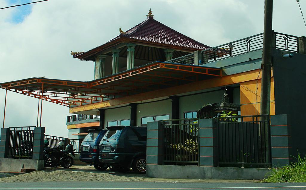 Rest Area 88 Guest House Tejakula Bagian luar foto