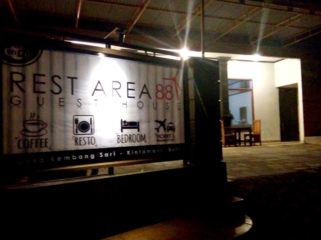 Rest Area 88 Guest House Tejakula Bagian luar foto