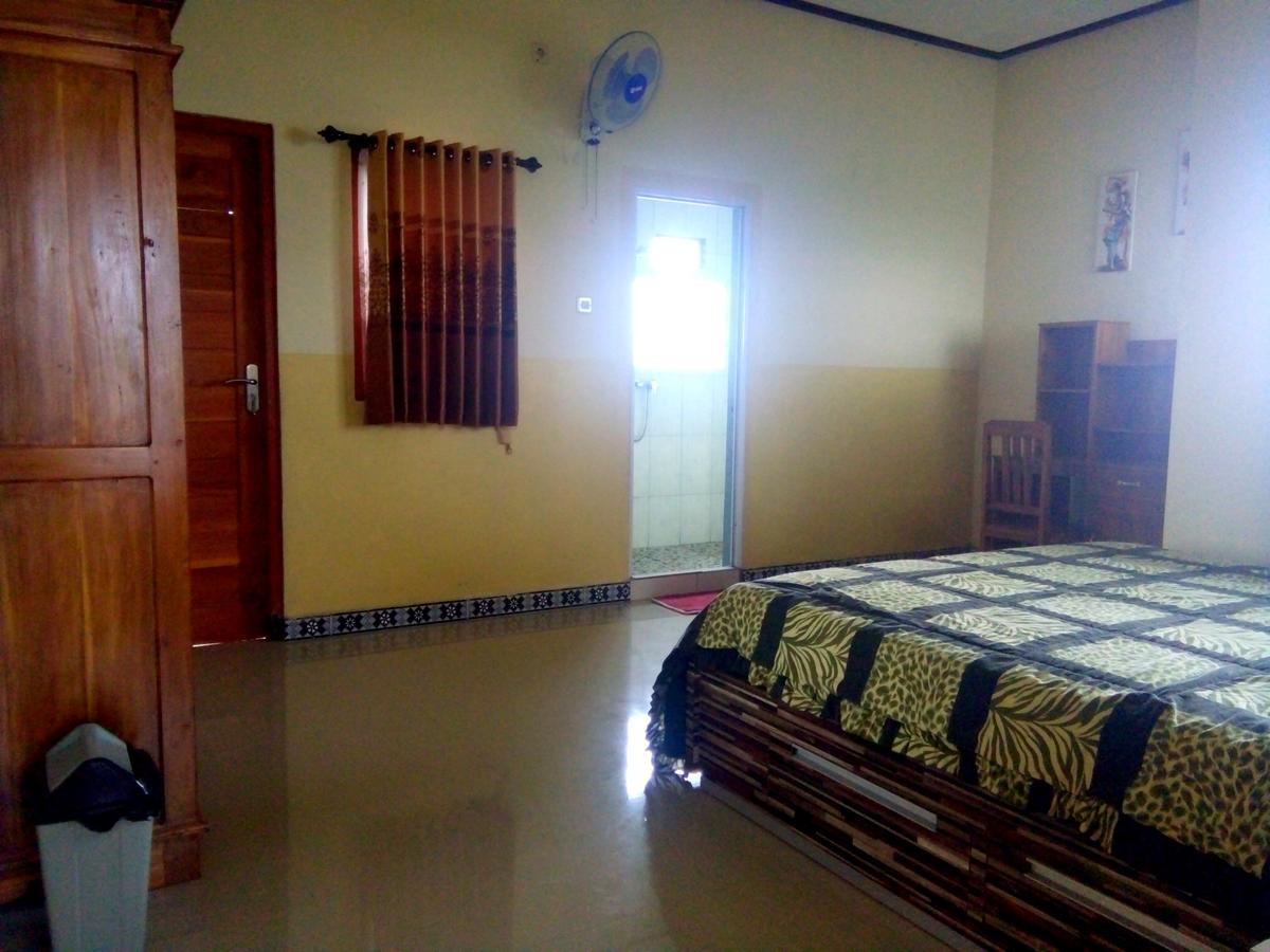 Rest Area 88 Guest House Tejakula Bagian luar foto